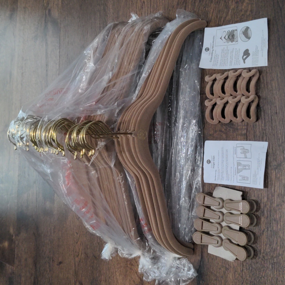 Joy Mangano Huggable Hangers 53 piece Combo pack- Taupe/Brass